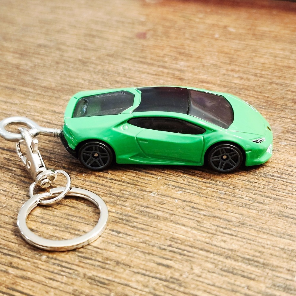 Lamborghini Huracan Green LP610-4 Keychain Keyring 1:64 Custom Hot Wheels